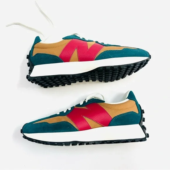 New Balance 327 - Picture 4 of 6